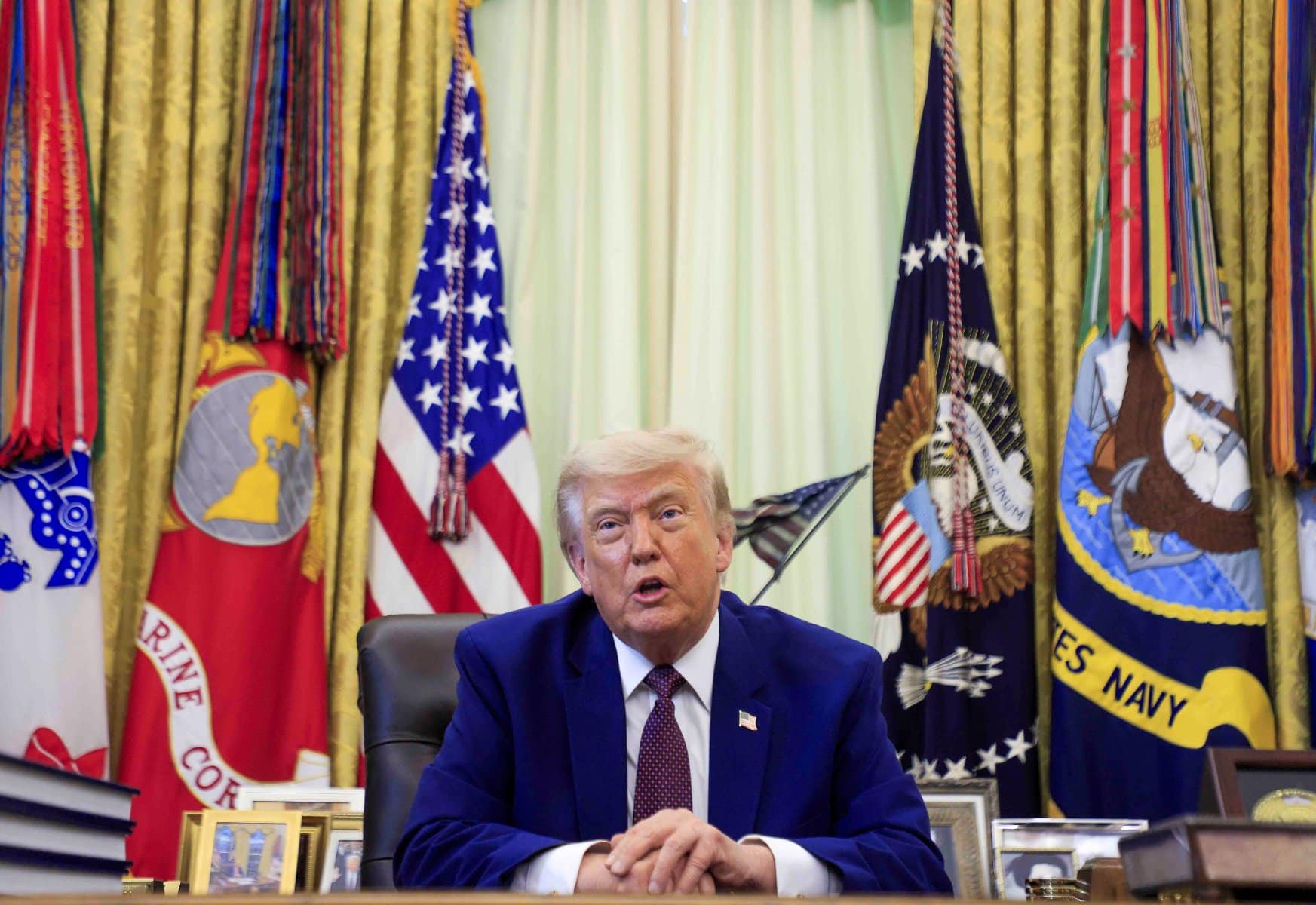Camara de Representantes limita poderes bélicos de Trump en Irán