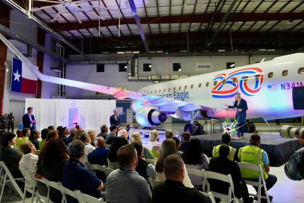 American Airlines regresa a Venezuela con un avión conmemorativo