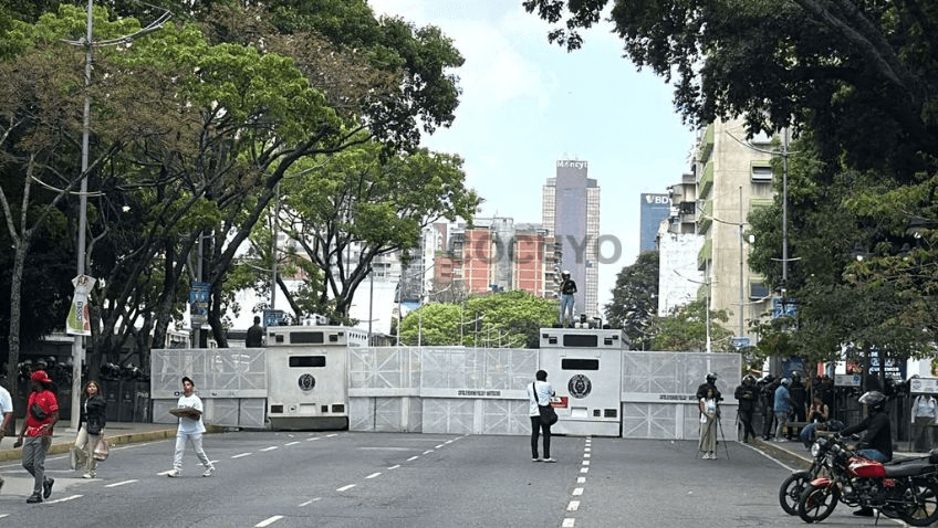 Sindicalistas enfrentan cerco de la PNB y no logran marchar hacia Miraflores