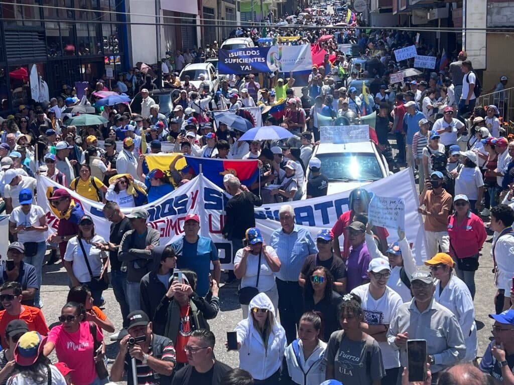 Trabajadores del interior de Venezuela también marcharon este 1 de mayo para exigir salarios dignos