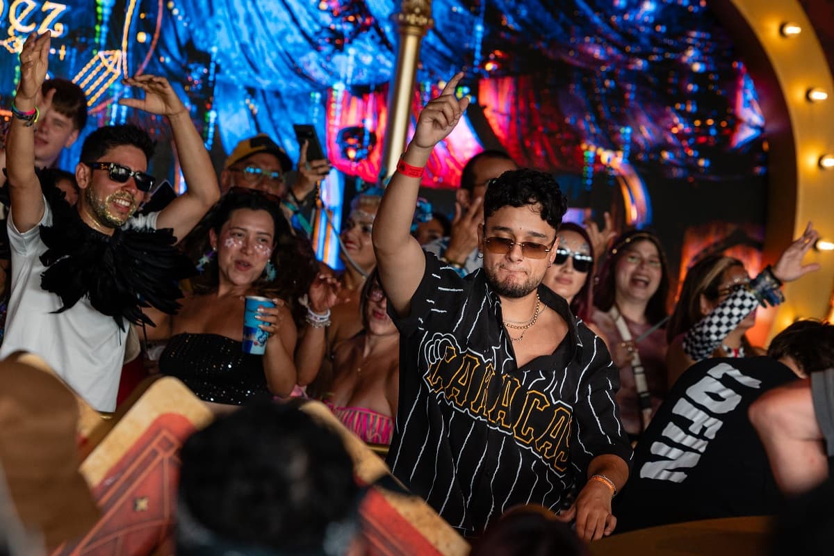 Fiesta 'Yo Perreo Sola' en Caracas: Urbanos y Anti San Valentín