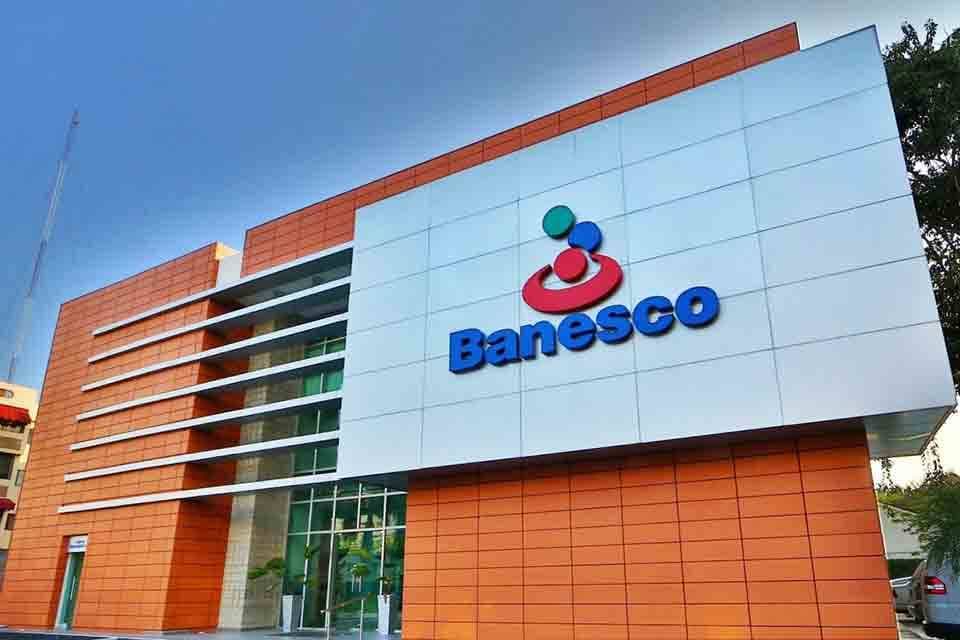 Banesco lanza programa de formación y financiamiento para microempresarios