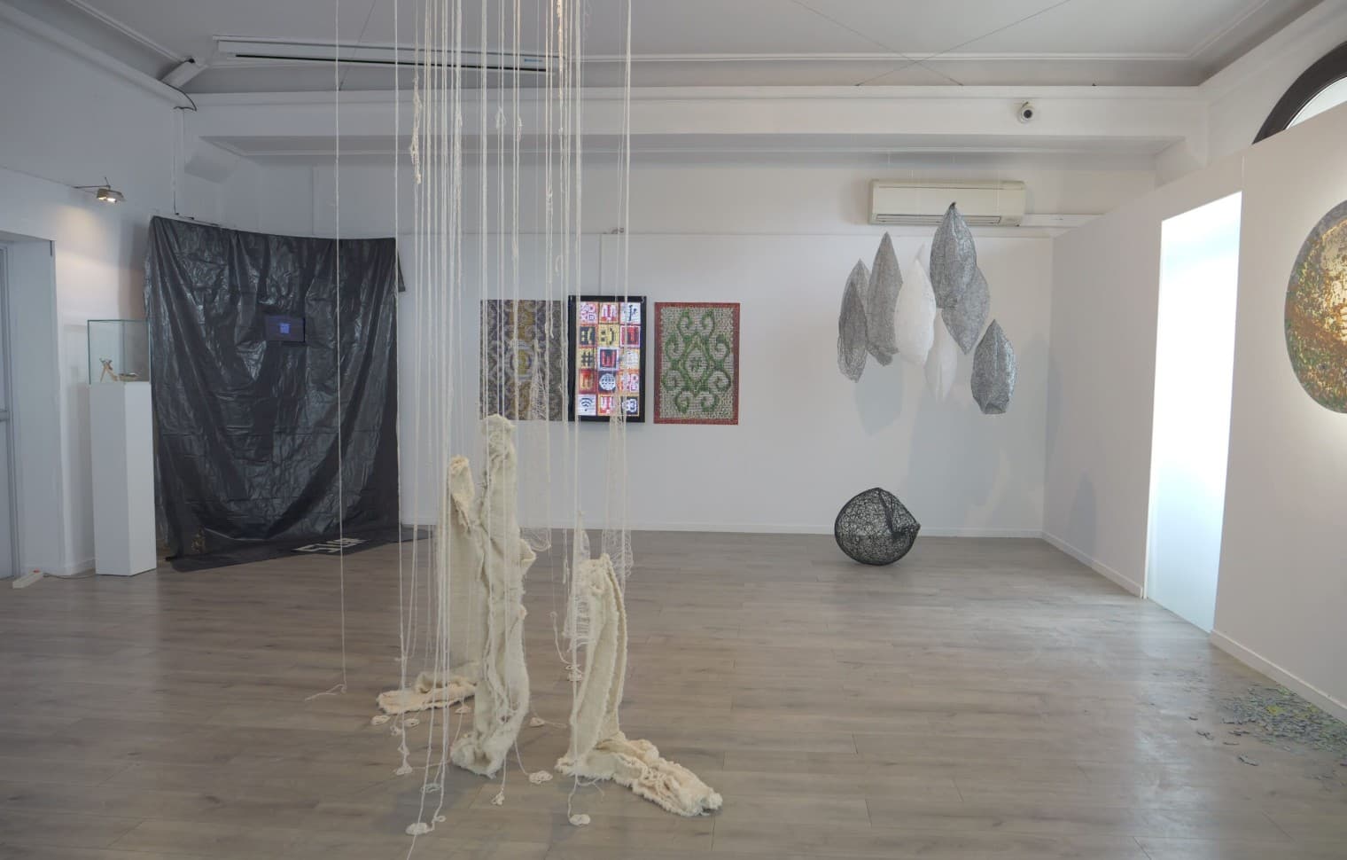 Exposición en Madrid: Estudiantes venezolanos presentan arte textil