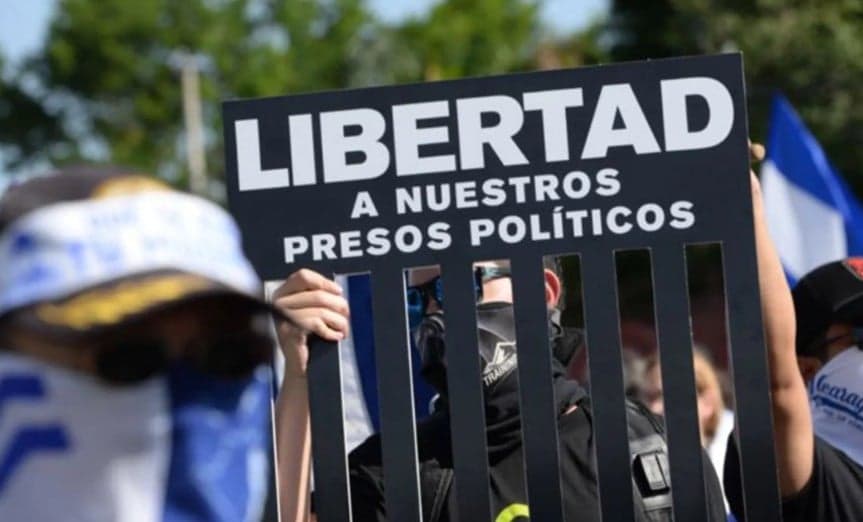 Foro Penal Confirma Liberación de Roberto Baldo y Montserrat Espinosa en Venezuela