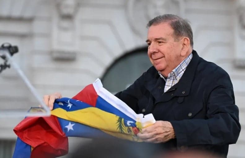 Edmundo González Urrutia se recupera tras exitosa operación quirúrgica