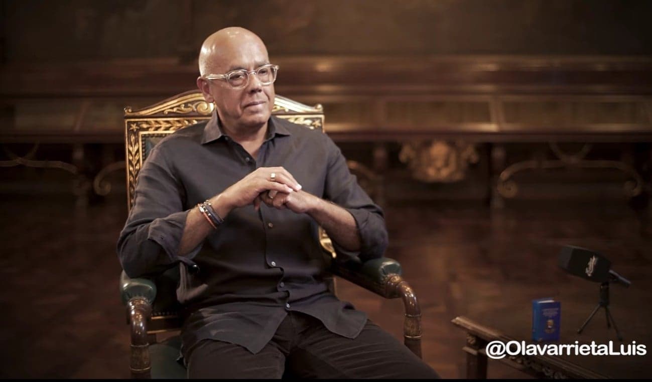 Jorge Rodríguez afirma que hay libertad de prensa en Venezuela, pero expertos lo desmienten