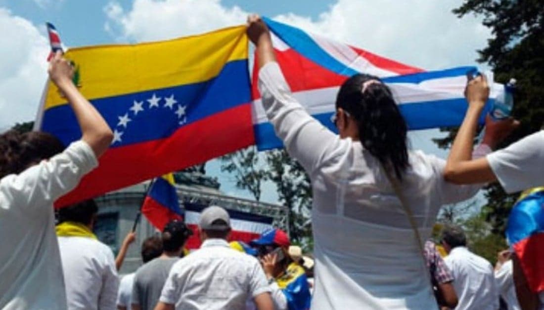 Costa Rica Regulariza a Venezolanos: Esperanza para Migrantes en Crisis