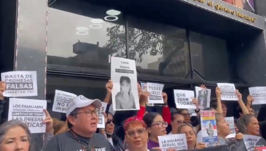 Familiares de presos políticos exigen fin del abuso sexual en cárceles