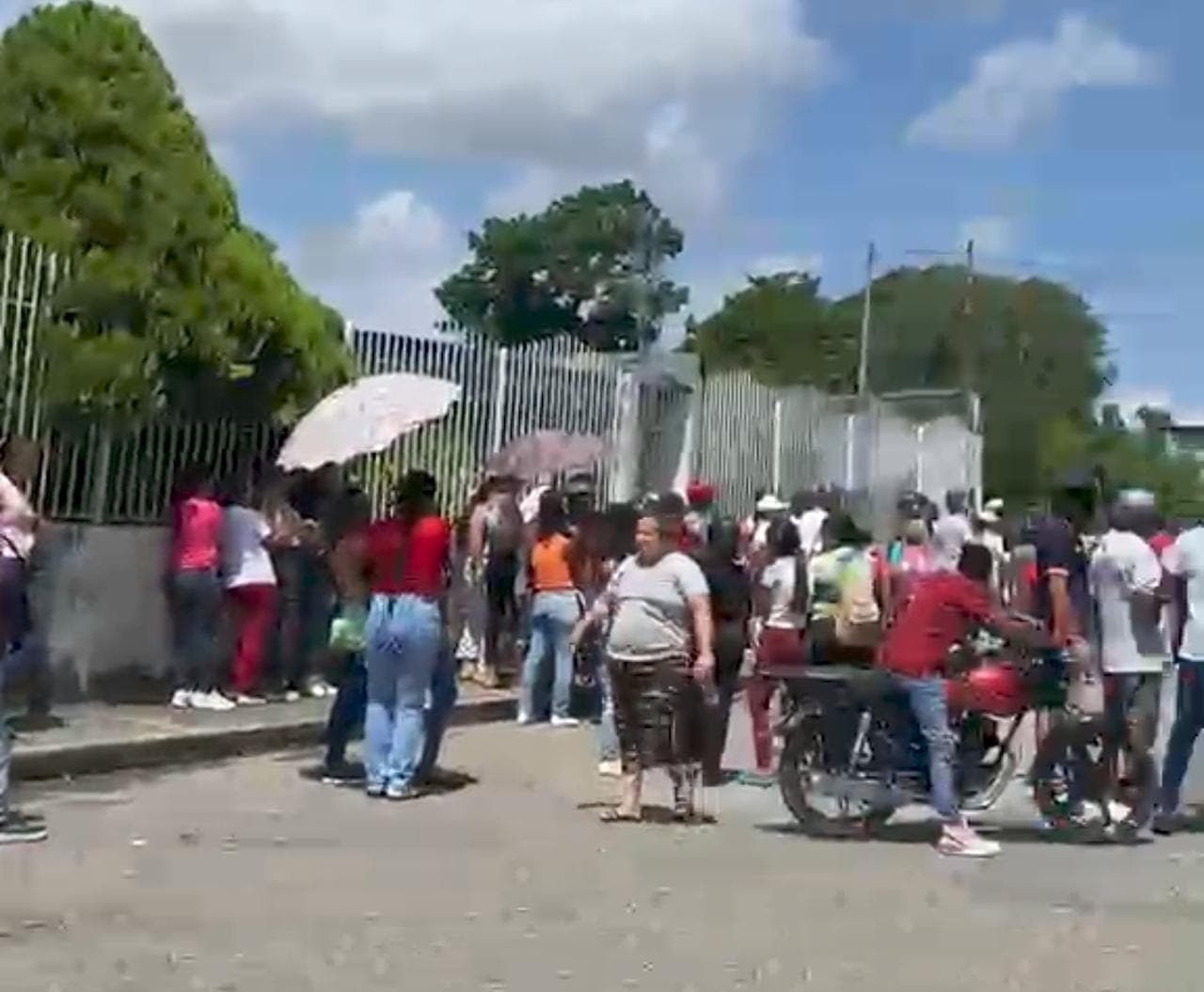 Protestas en San Rafael de Onoto tras heridas a adolescentes por la PNB