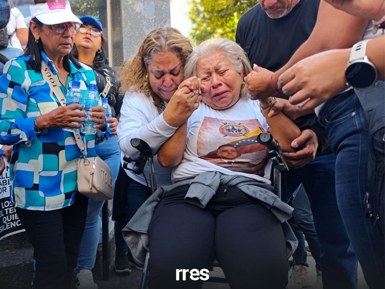 Familiares de presos políticos demandan amnistía en la AN