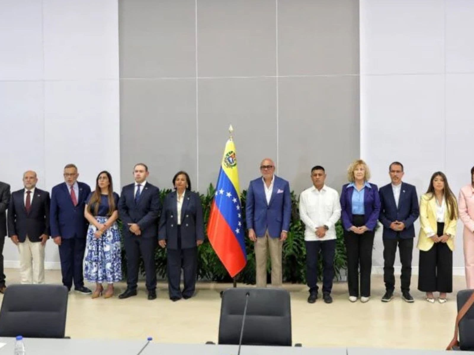 Gobierno y AN 2015 culminan primer ciclo de diálogo con EE.UU.