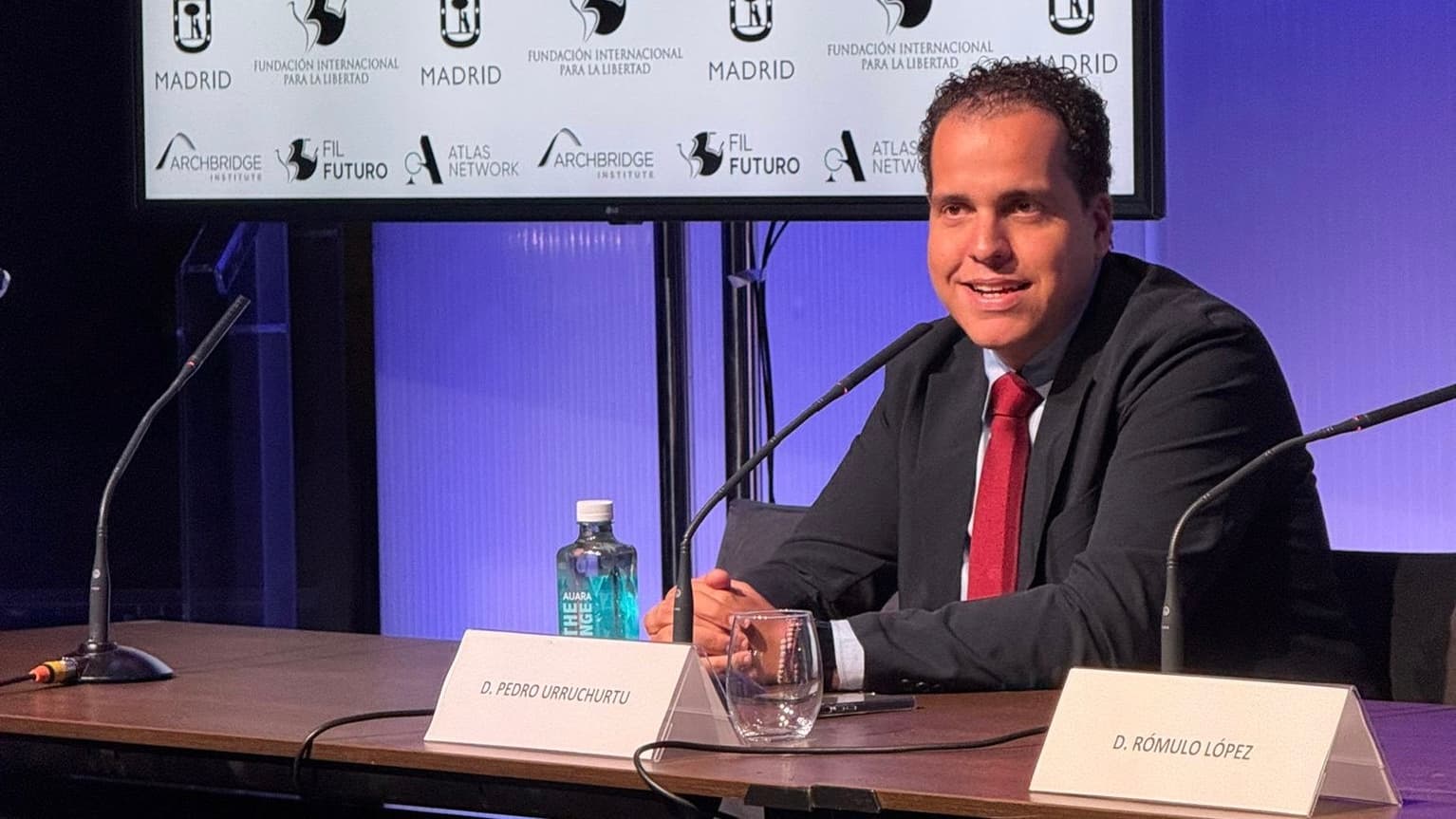 Urruchurtu: El régimen busca sumisión, no paz con la Amnistía