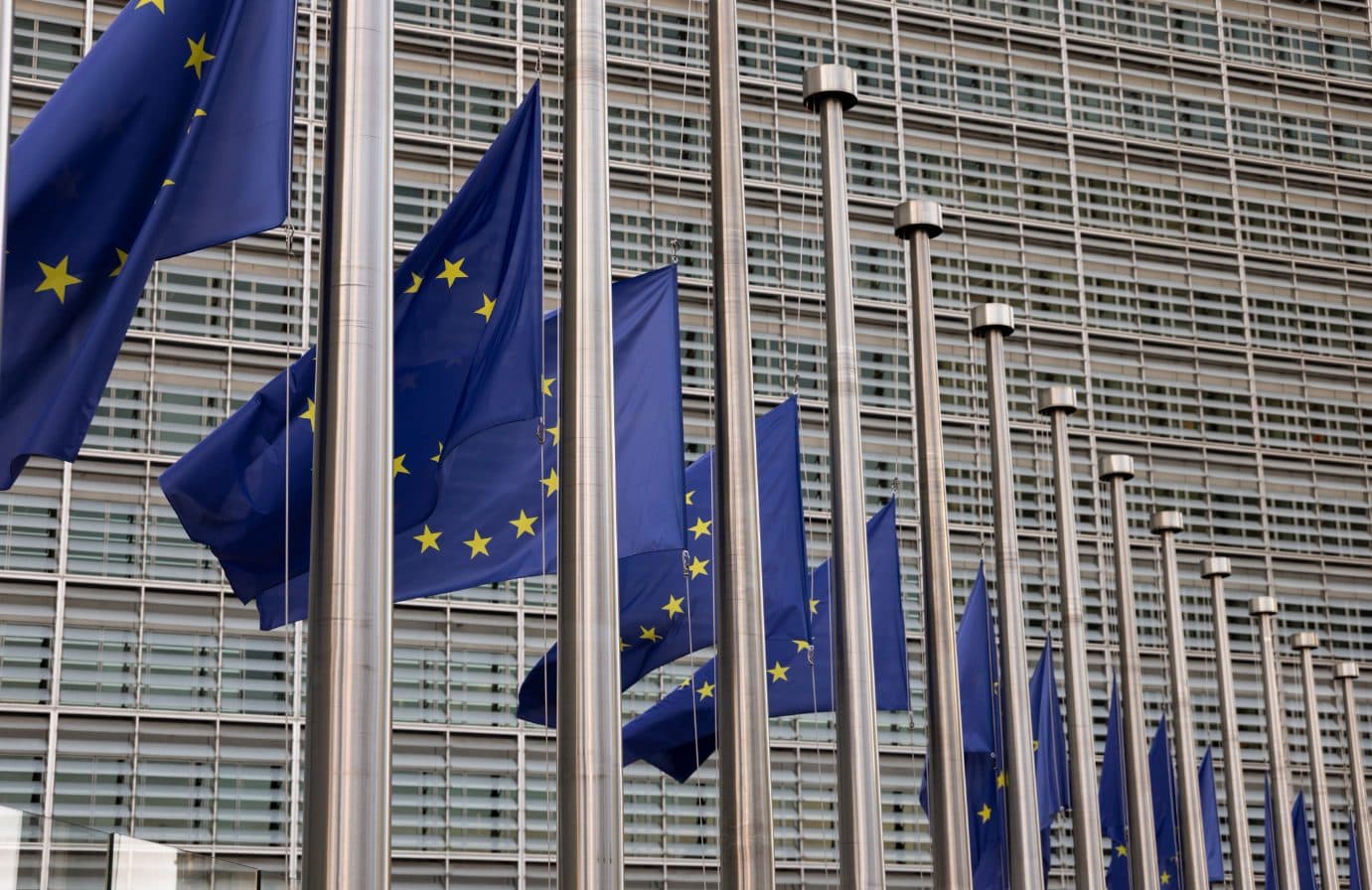 UE plantea aranceles a EE. UU. en respuesta a amenazas de Trump