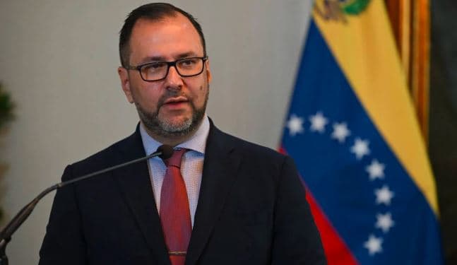 Chavismo anunció acuerdo diplomático con Italia en medio de excarcelaciones