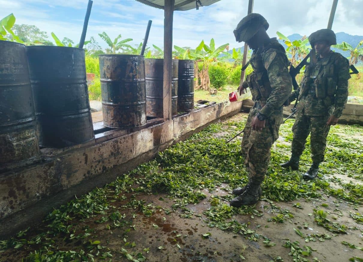 Colombia Desmantela Laboratorios de Coca: Un Golpe al Narcotráfico