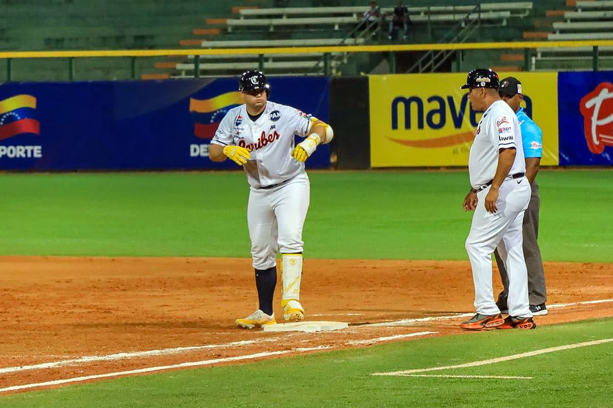 Caribes vencieron a Cardenales y subieron al primer lugar del Round Robin