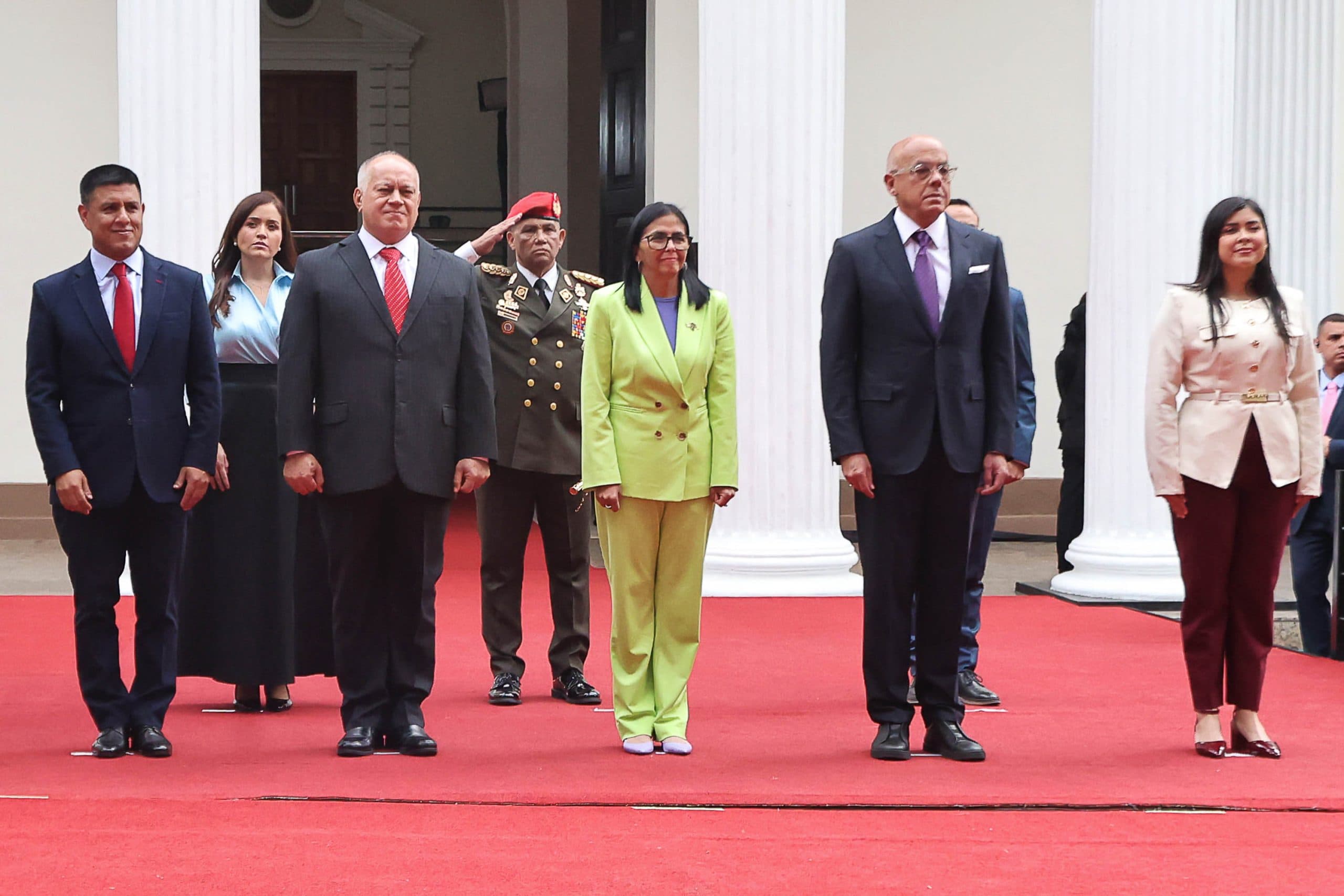 EEUU podría colaborar en la captura de Maduro, según Delcy Rodríguez