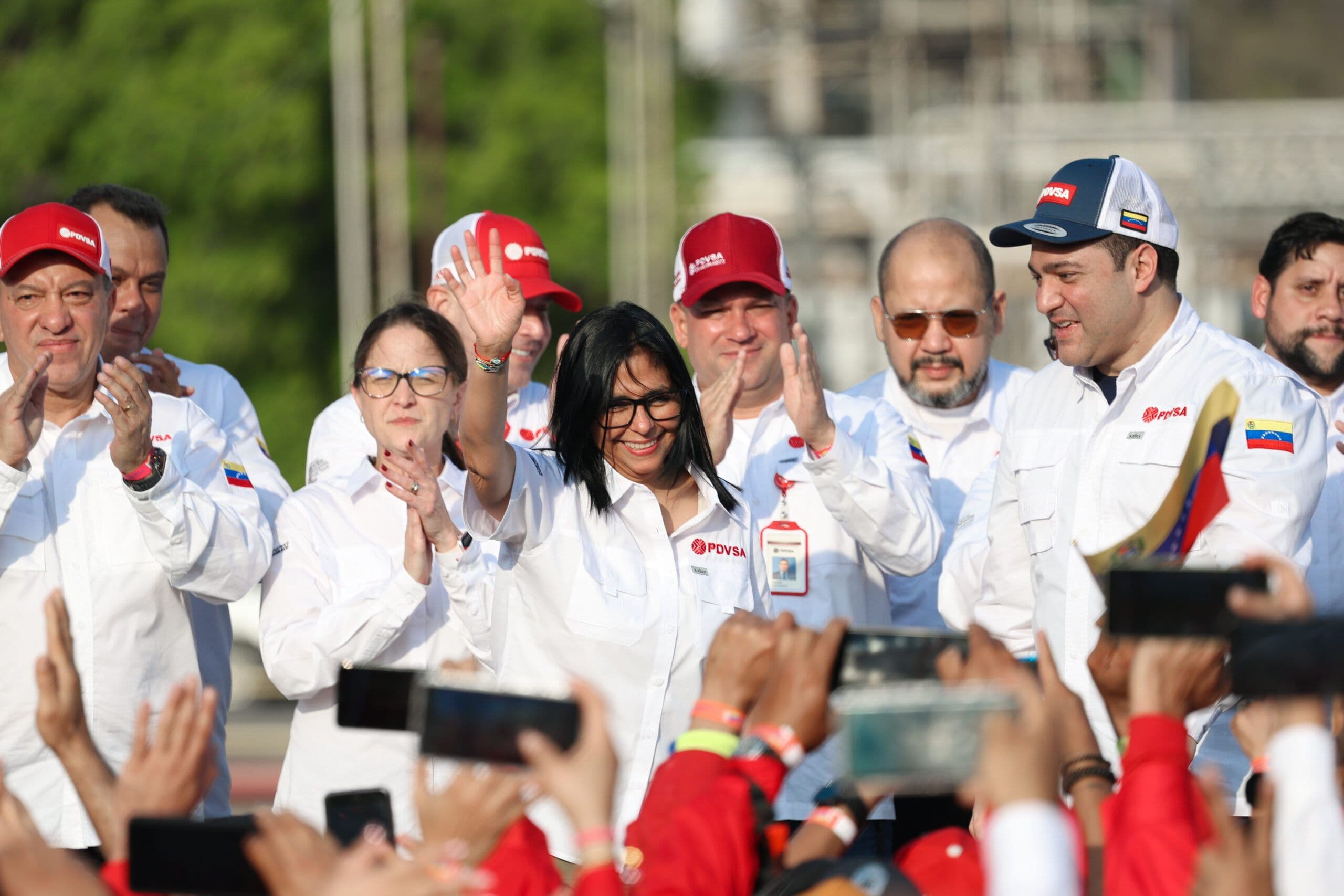 Delcy Rodríguez: Nueva Ley de Hidrocarburos potenciará salario y salud