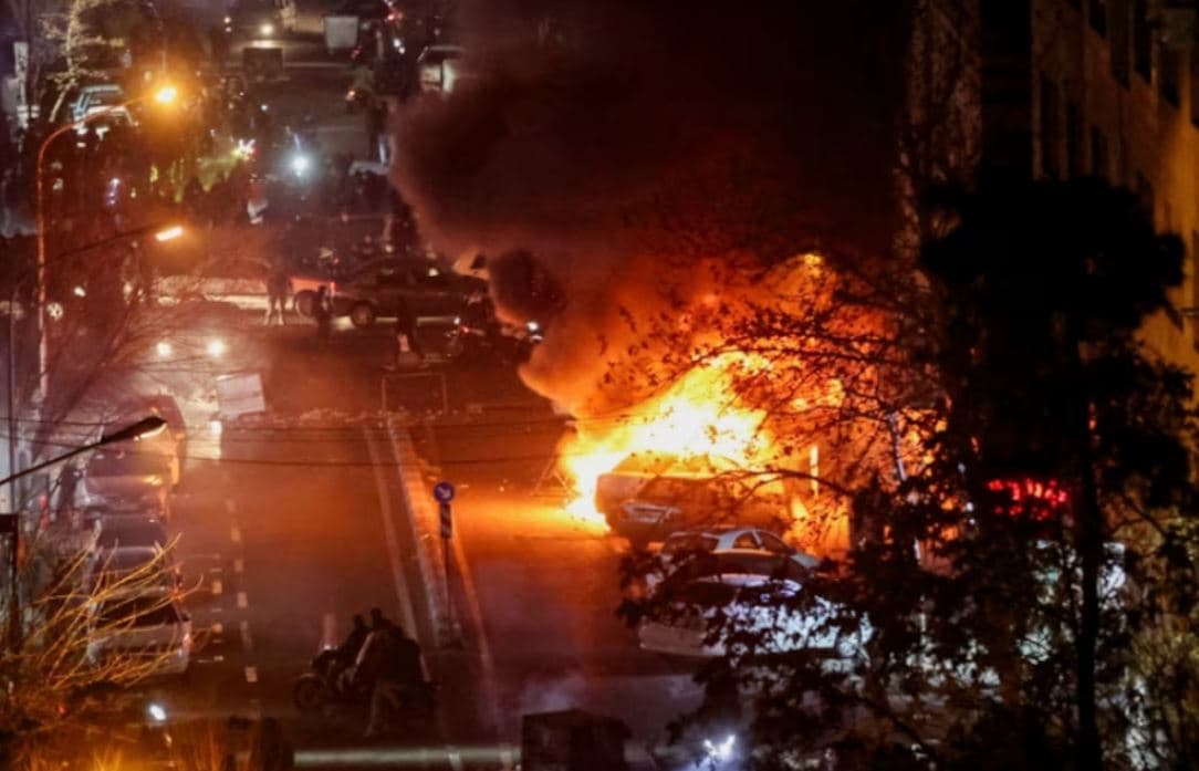 Protestas en Irán: el régimen intensifica el apagón informativo