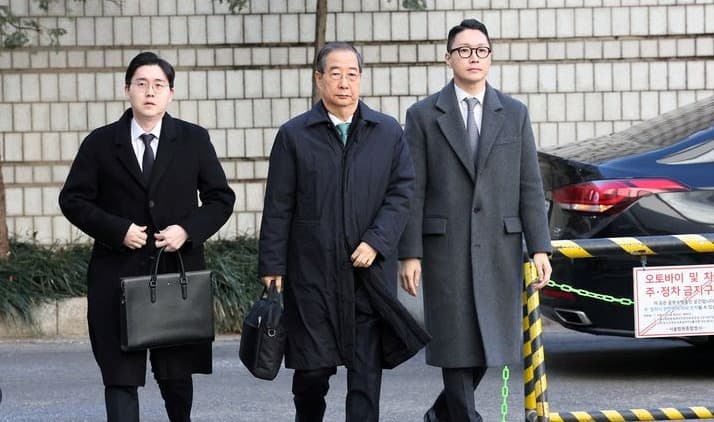 Ex Primer Ministro Surcoreano Sentenciado a 23 Años por Ley Marcial