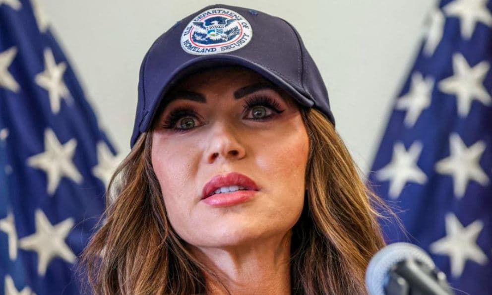 Kristi Noem anunció el despliegue de "cientos" de agentes federales adicionales a Minnesota