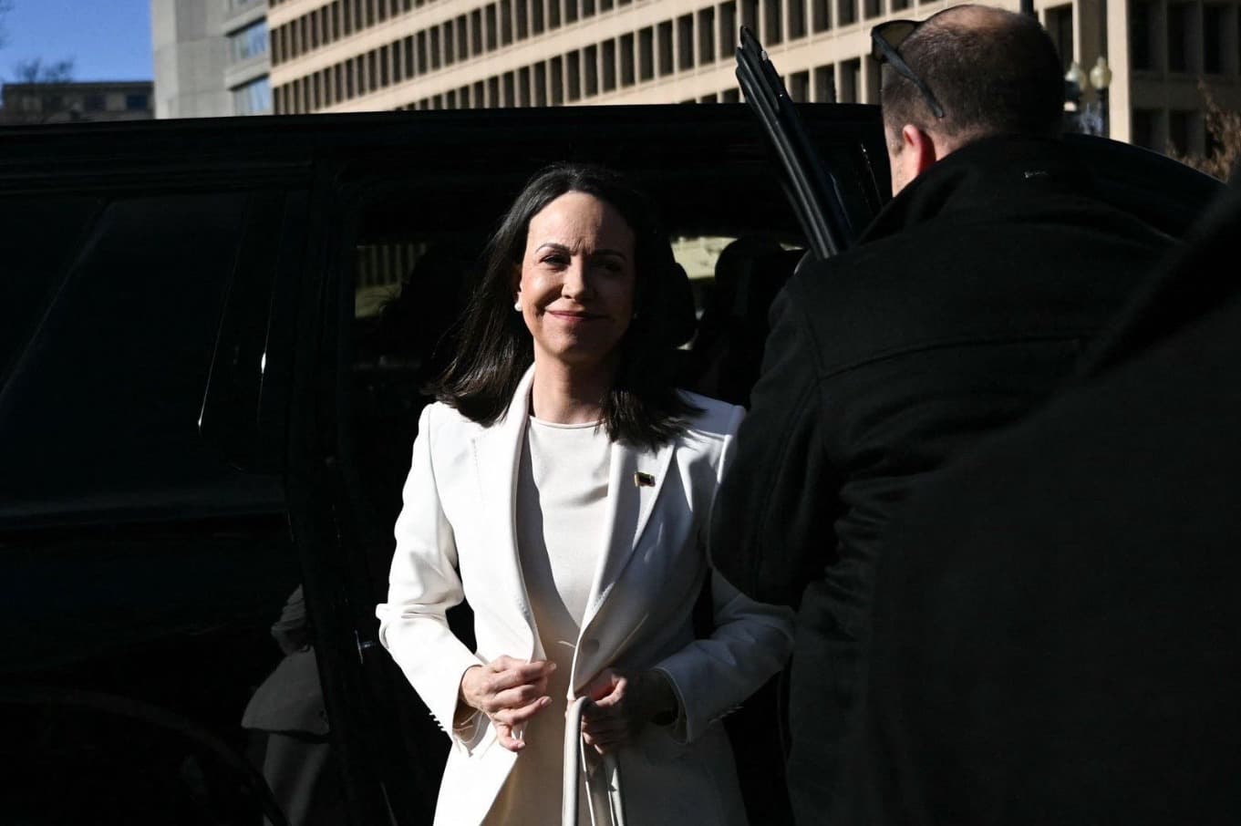 María Corina Machado le entregó la medalla del Nobel a Donald Trump
