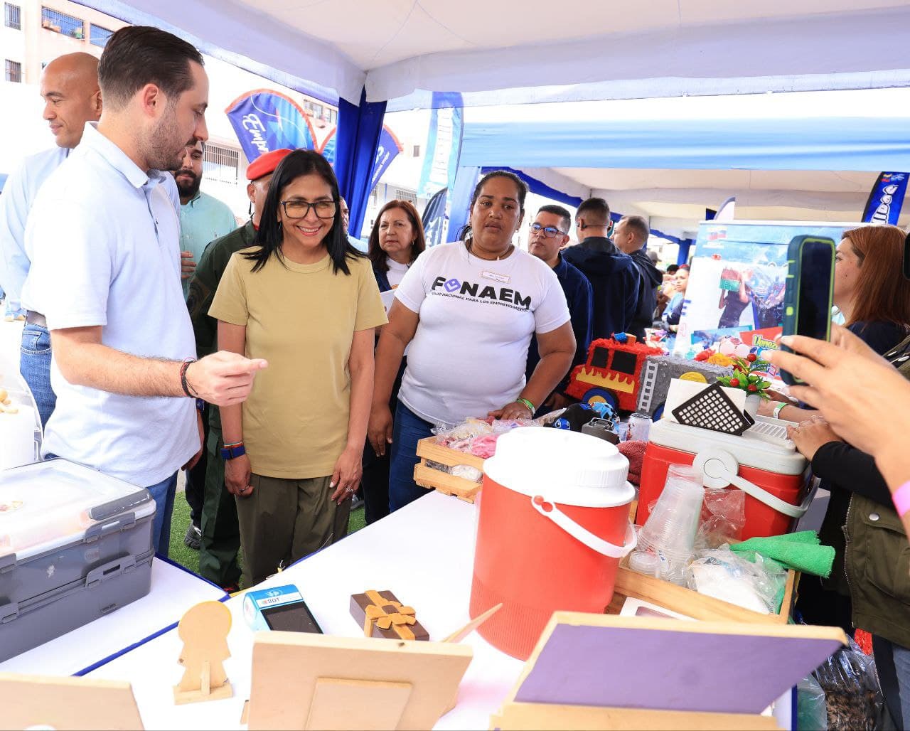 Delcy Rodríguez asegura transparencia en ingresos petroleros de Venezuela