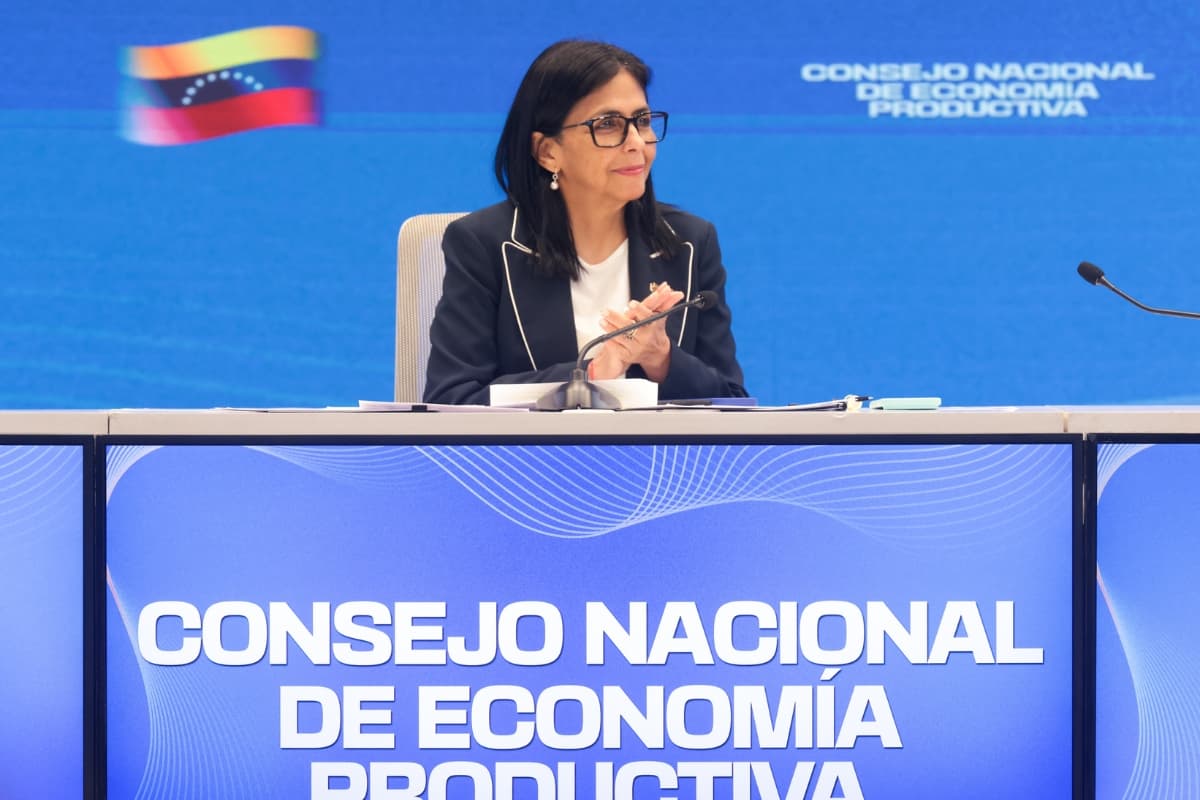 Delcy Rodríguez Anuncia Uso de Divisas Petroleras en Banca Privada