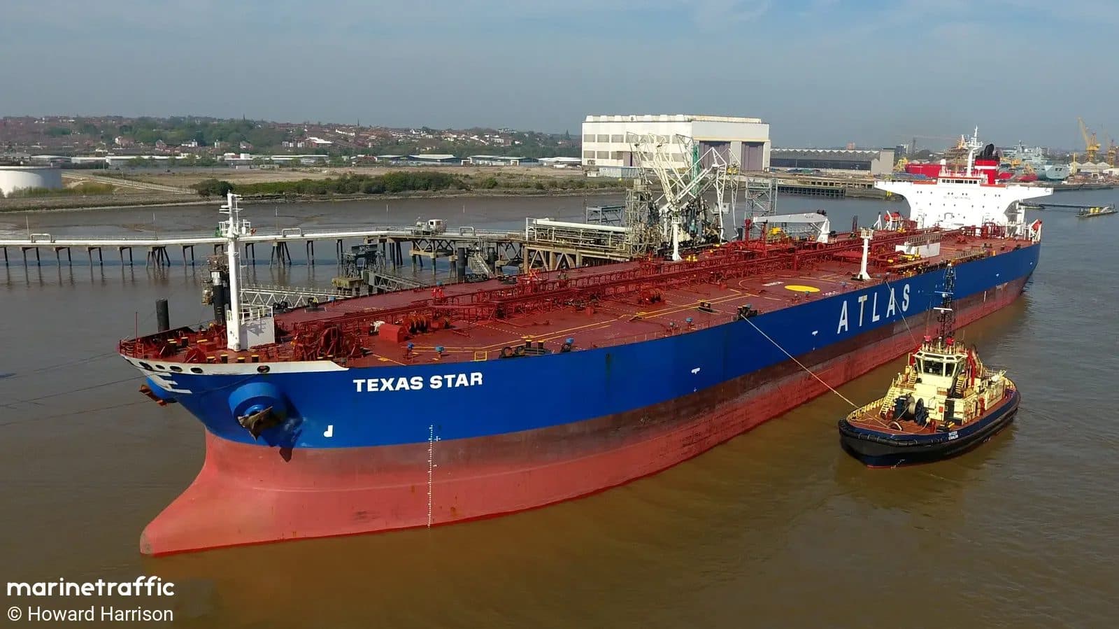 Kristi Noem advierte que “no hay forma de escapar de la justicia” tras incautar el tanquero Veronica