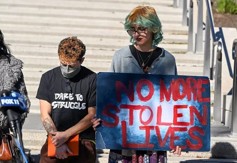 El Impacto de la Protesta: Joven Venezolano Pierde un Ojo en California