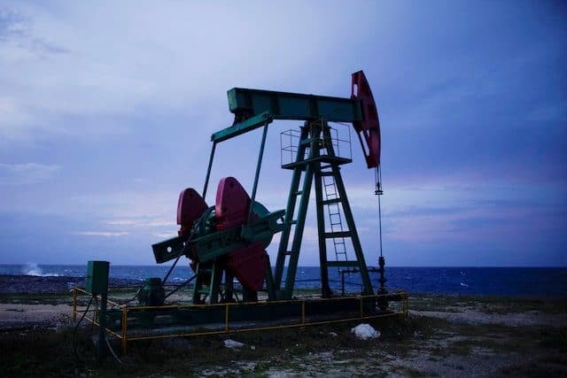 EEUU evalúa un bloqueo naval para frenar el petróleo cubano