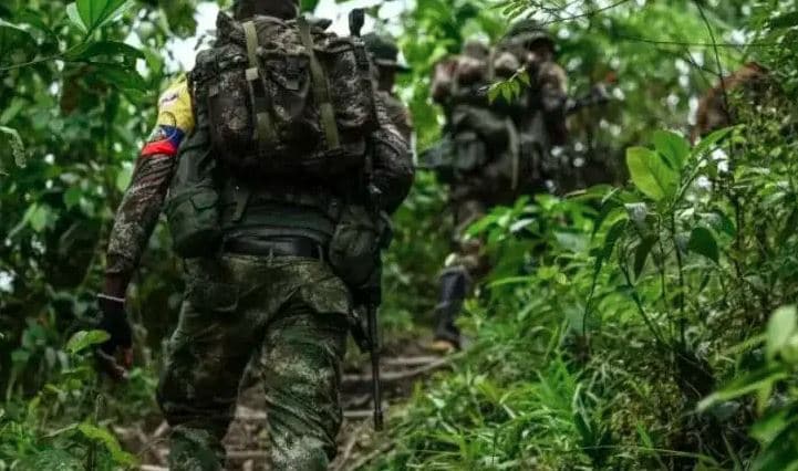 Conflictos en Colombia: Un soldado muerto en operación contra disidencias de Farc