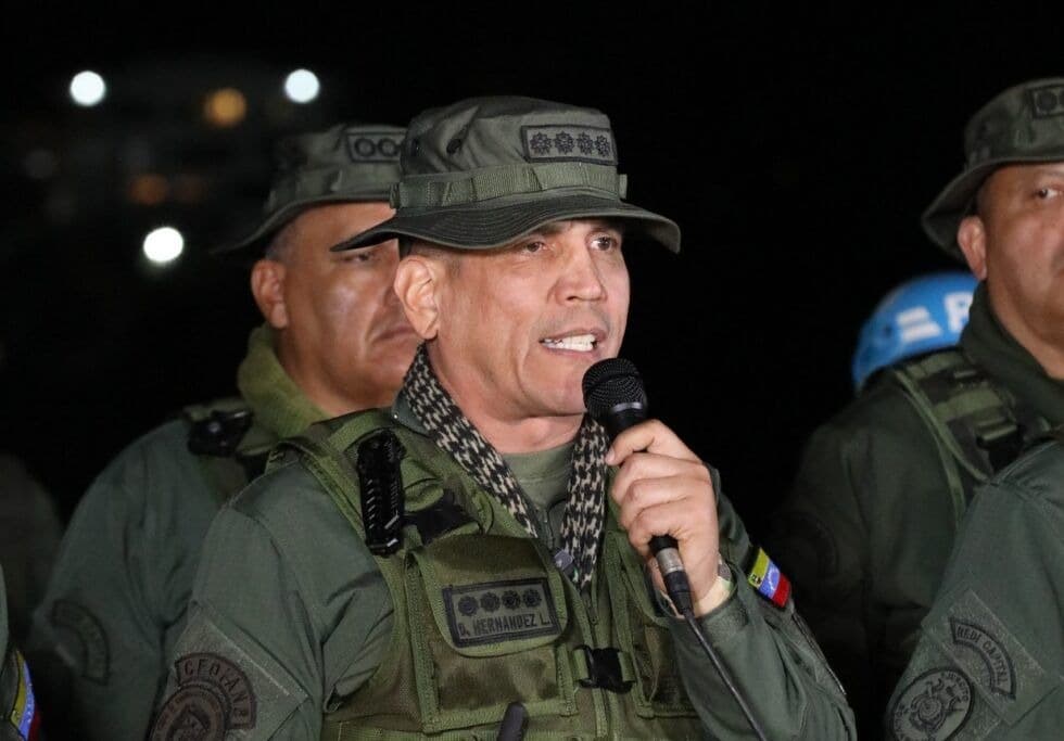 Cambios en el Mando Militar: Domingo Hernández Lárez Actúa en la FANB