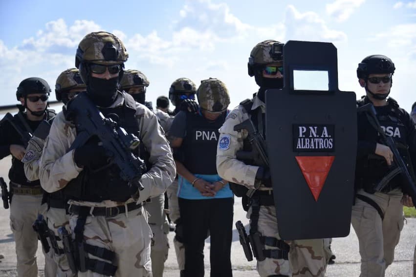 Caso de venezolano vinculado al Tren de Aragua retrasa su expulsión de Argentina