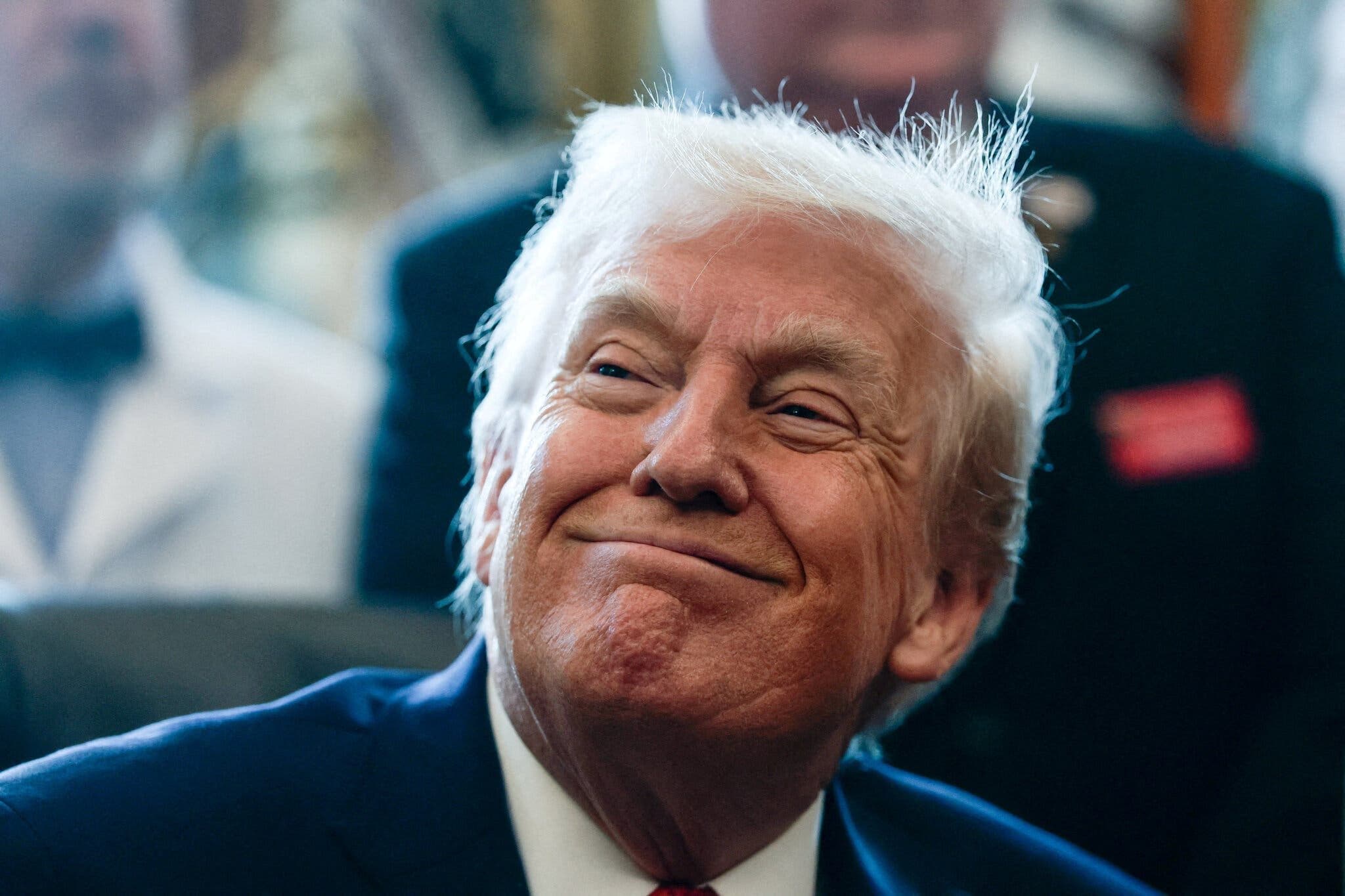 Impactante visita de Trump a un restaurante de comida rápida en Roma