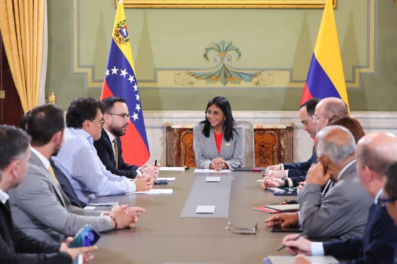 Colombia y Venezuela fortalecen la cooperación energética antes de la cumbre