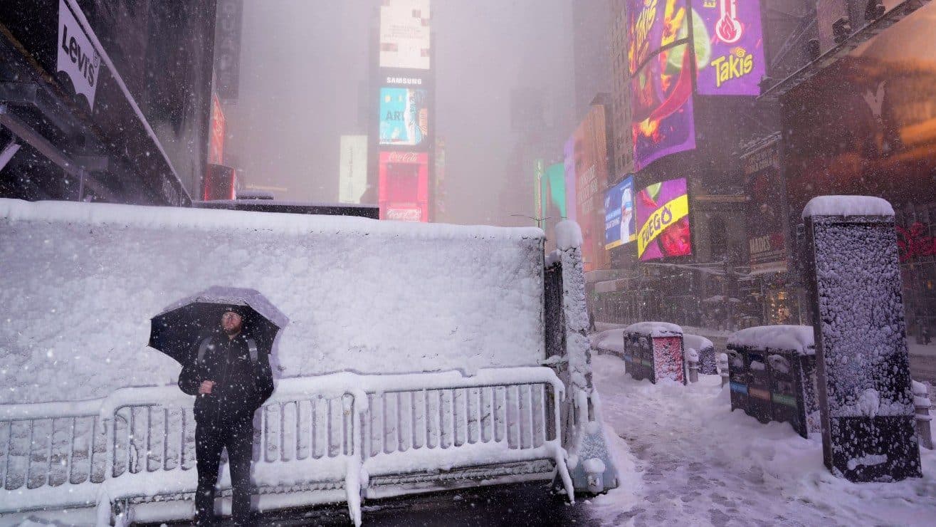 Tormenta invernal en Nueva York: ¿Cuánto tiempo más con nieve y viento?