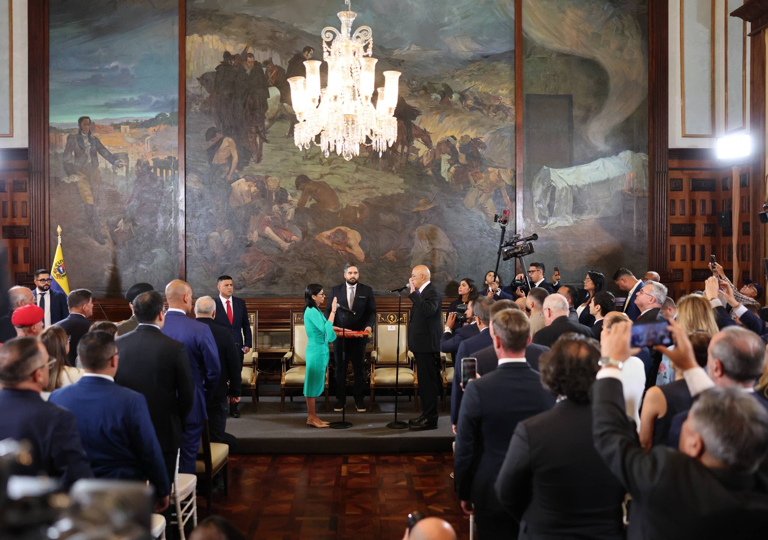 El Sarcasmo en Redes: Rodríguez y el Imaginario de la Casa Blanca