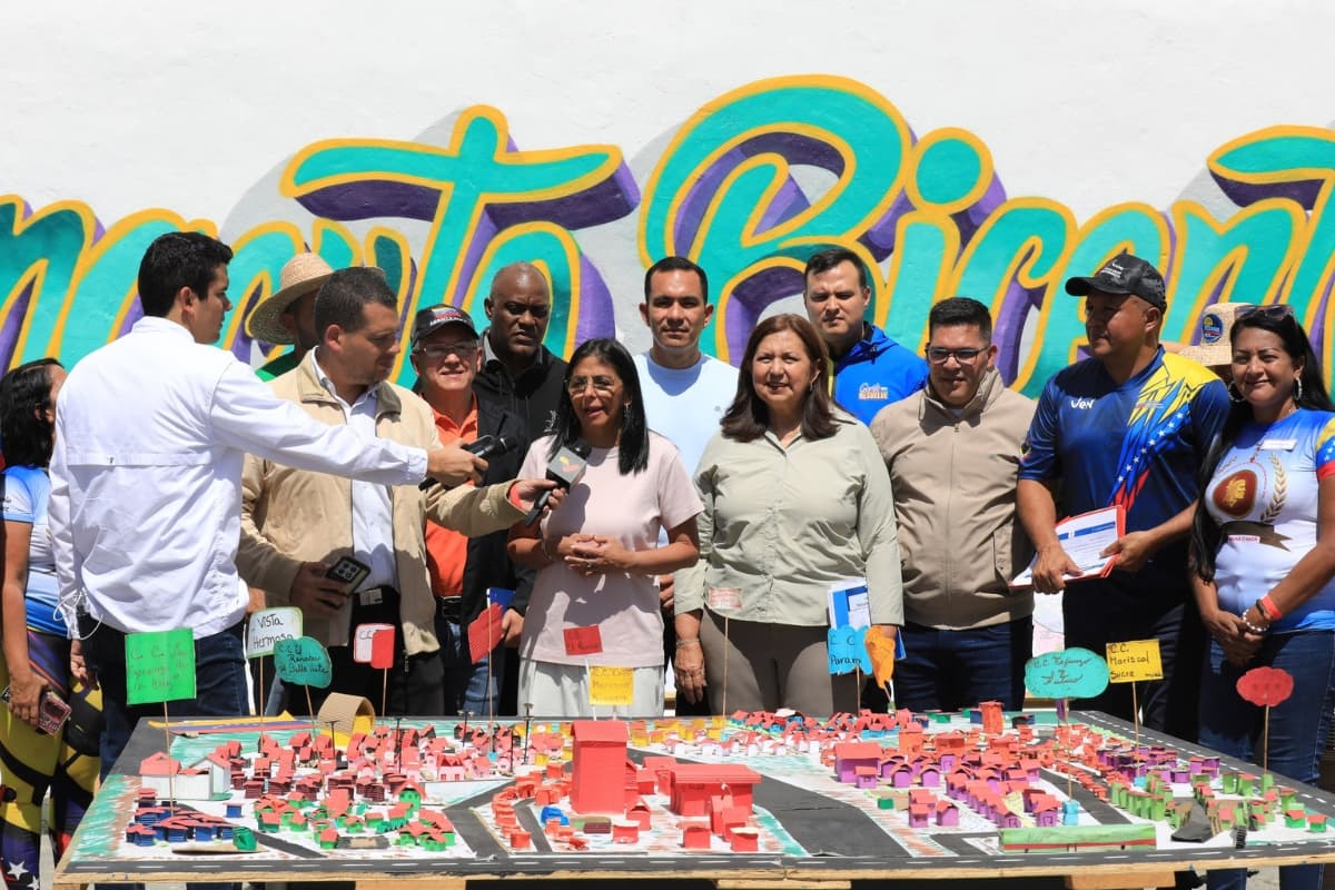 Delcy Rodríguez celebra interés internacional por el petróleo venezolano