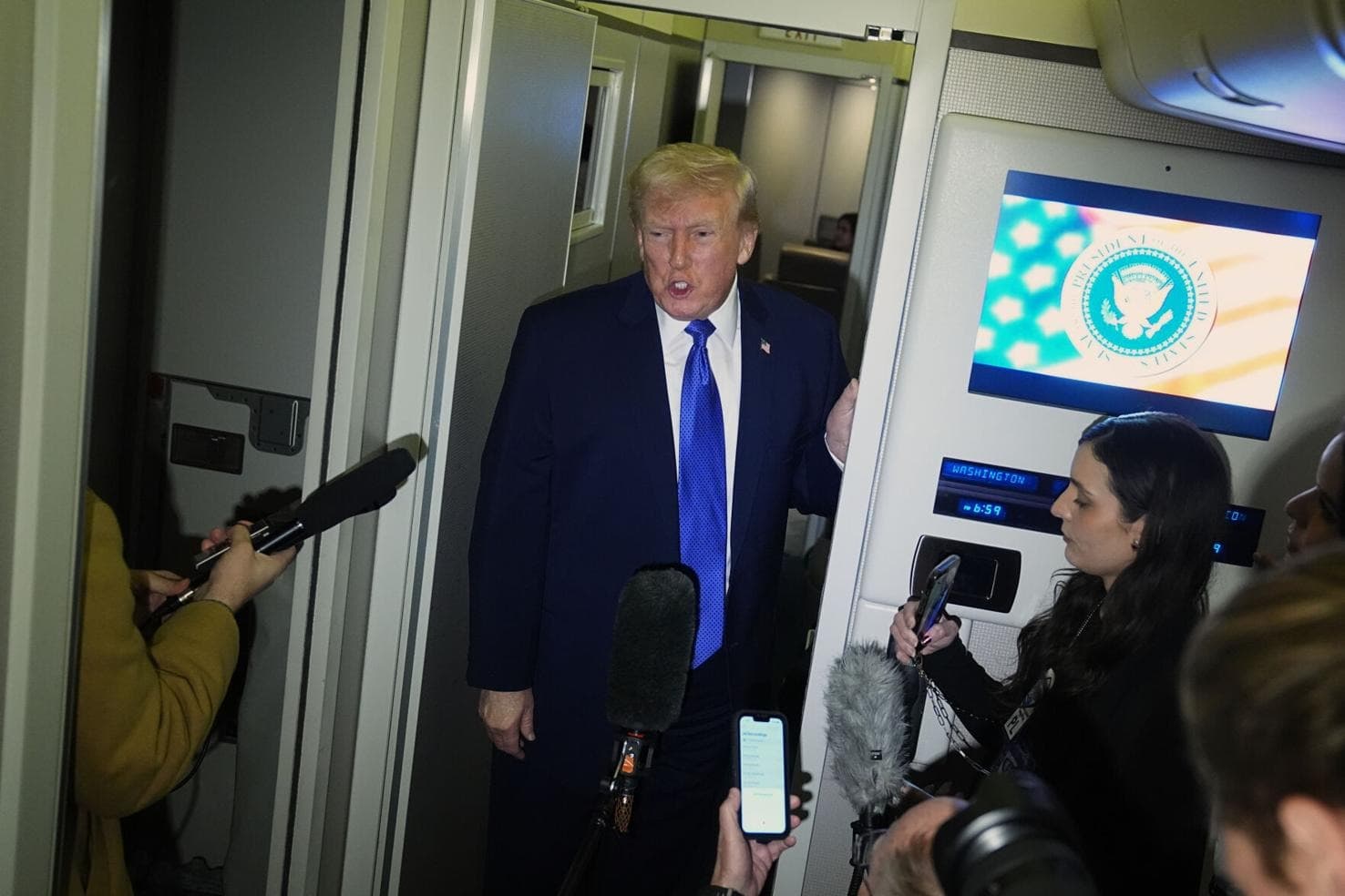 Trump se involucra 'indirectamente' en negociaciones con Irán