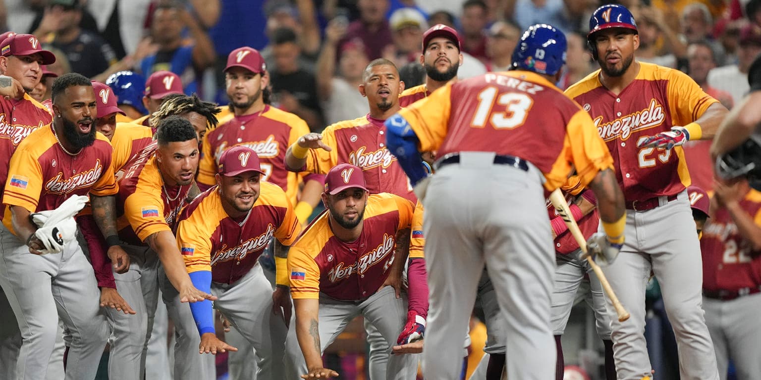Latinos: Los Fans Más Apasionados del Béisbol en EE.UU. Ahora Mismo