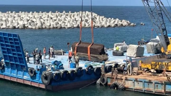 Rescatan bloques del legendario Faro de Alejandría en el Mediterráneo