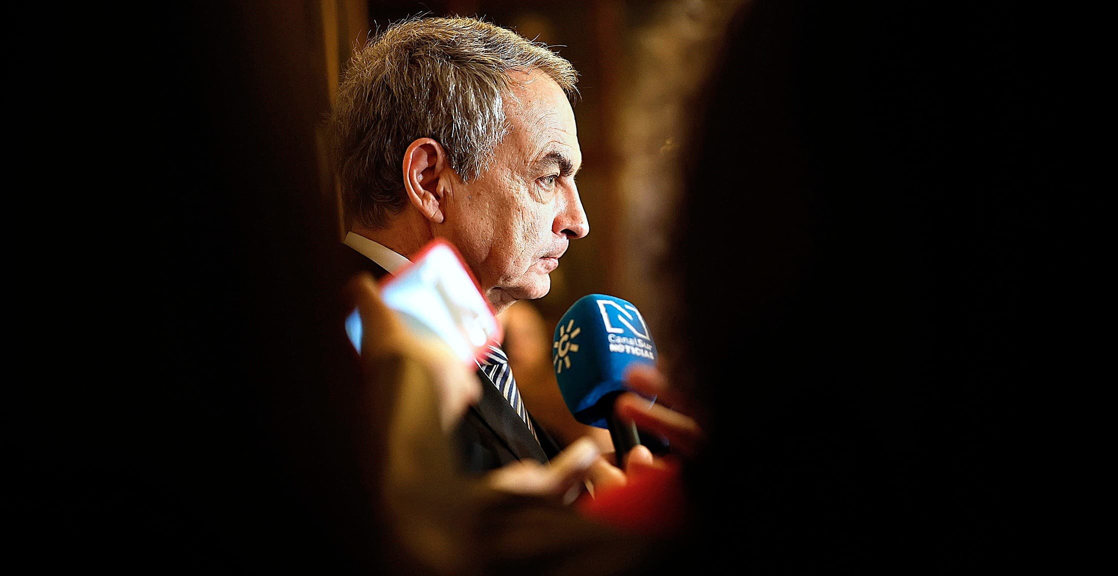 Zapatero no viajará a Venezuela, confirman autoridades españolas