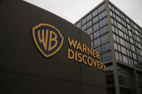 Warner Bros. Discovery: Paramount supera a Netflix en oferta