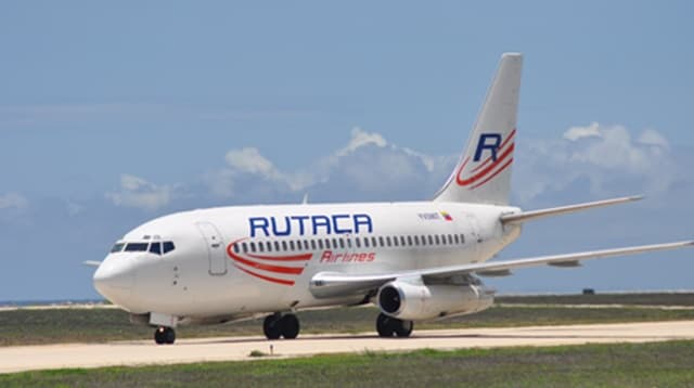 Países Bajos evalúa reactivar vuelos entre Aruba y Venezuela