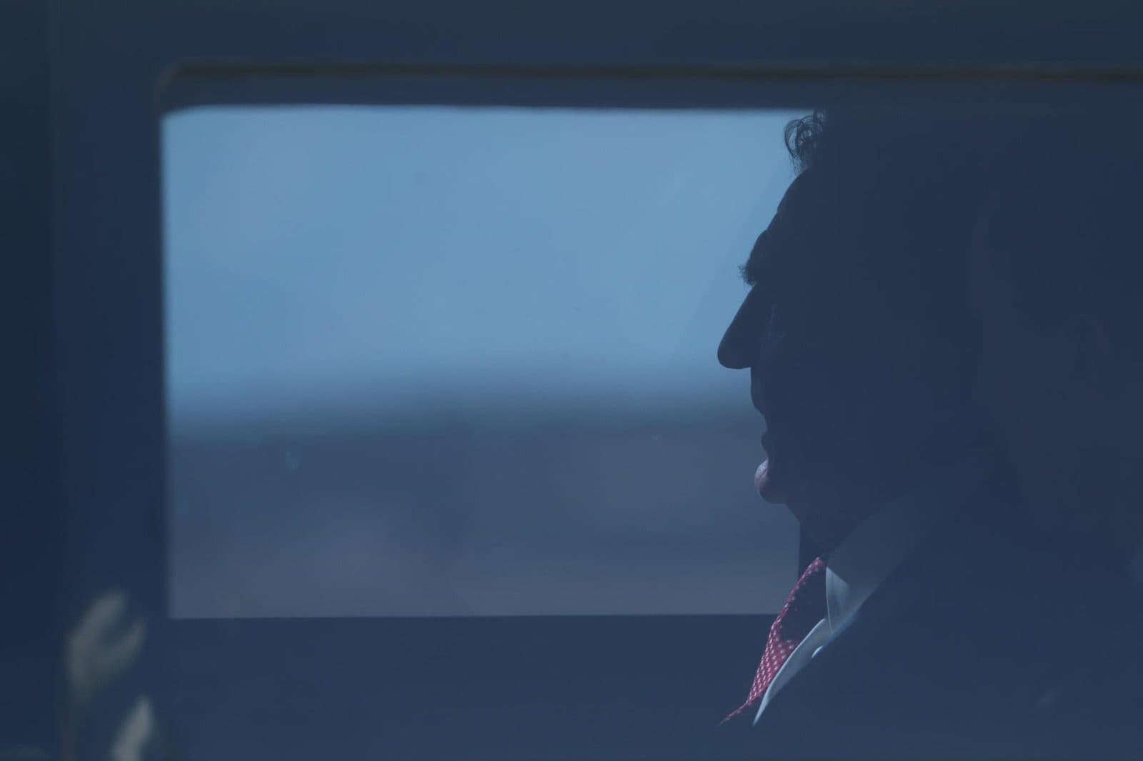 Doug Burgum: Fomentamos un entorno favorable para la inversión en Venezuela