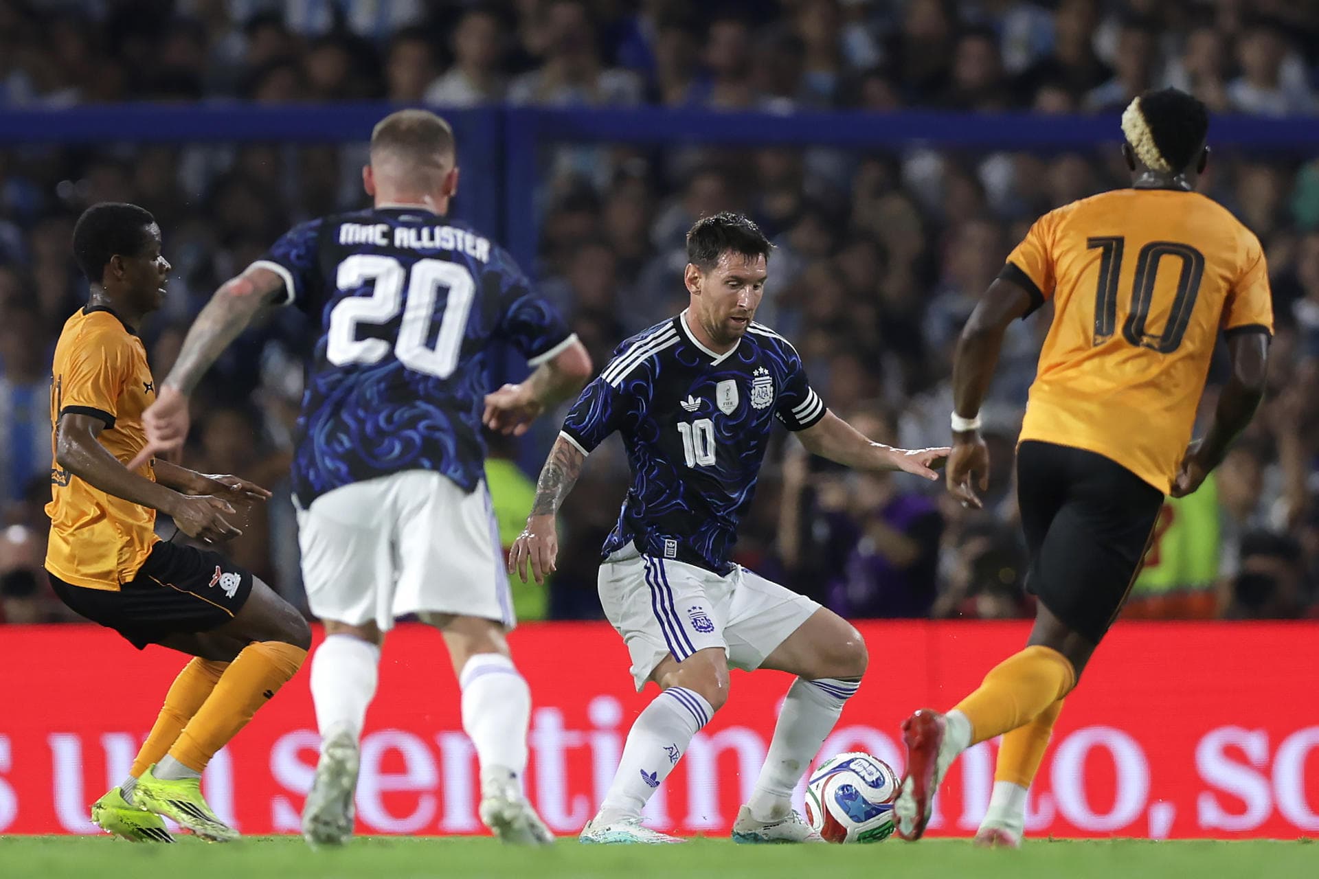 Argentina arrasa a Zambia 5-0: Messi brilla en amistoso