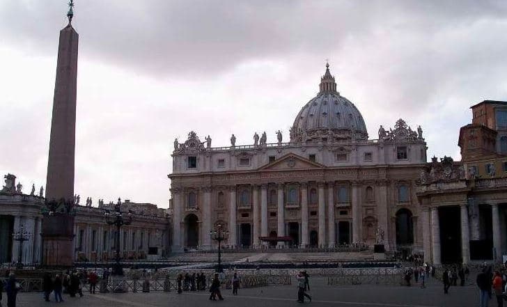 Sacerdote argentino condenado por abuso sexual: el Vaticano actúa