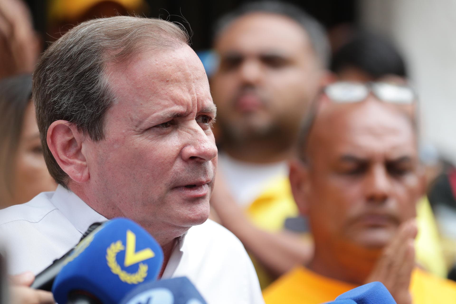 Juan Pablo Guanipa denuncia que su juicio persiste a pesar de libertad plena