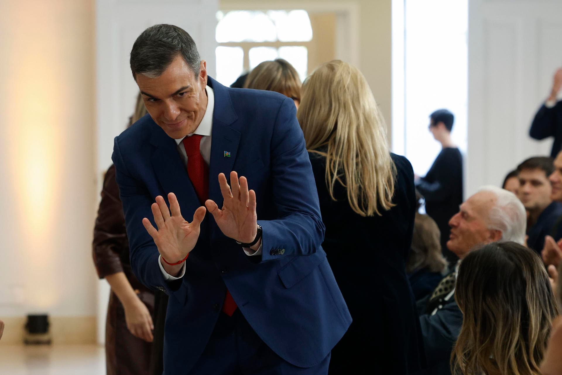 España advierte a Trump sobre posibles embargos y compromisos con la OTAN